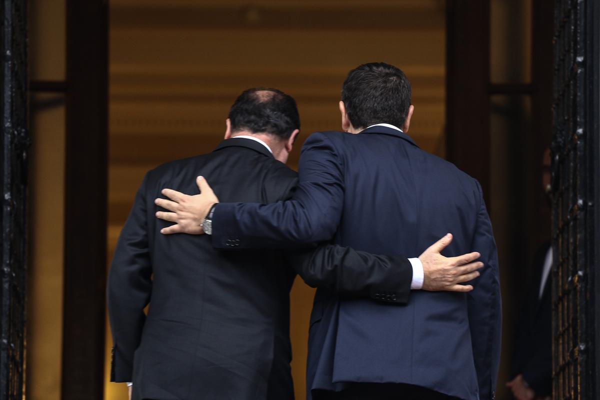 Meeting between Greek PM Alexis Tsipras and French President Francoise Hollande, at Maximos Mansion, in Athens, on Oct. 23, 2015 / Συνάντηση του Αλέξη Τσίπρα με τον Φρανσουά Ολάντ, στο Μαξίμου, στις 23 Οκτωβρίου, 2015