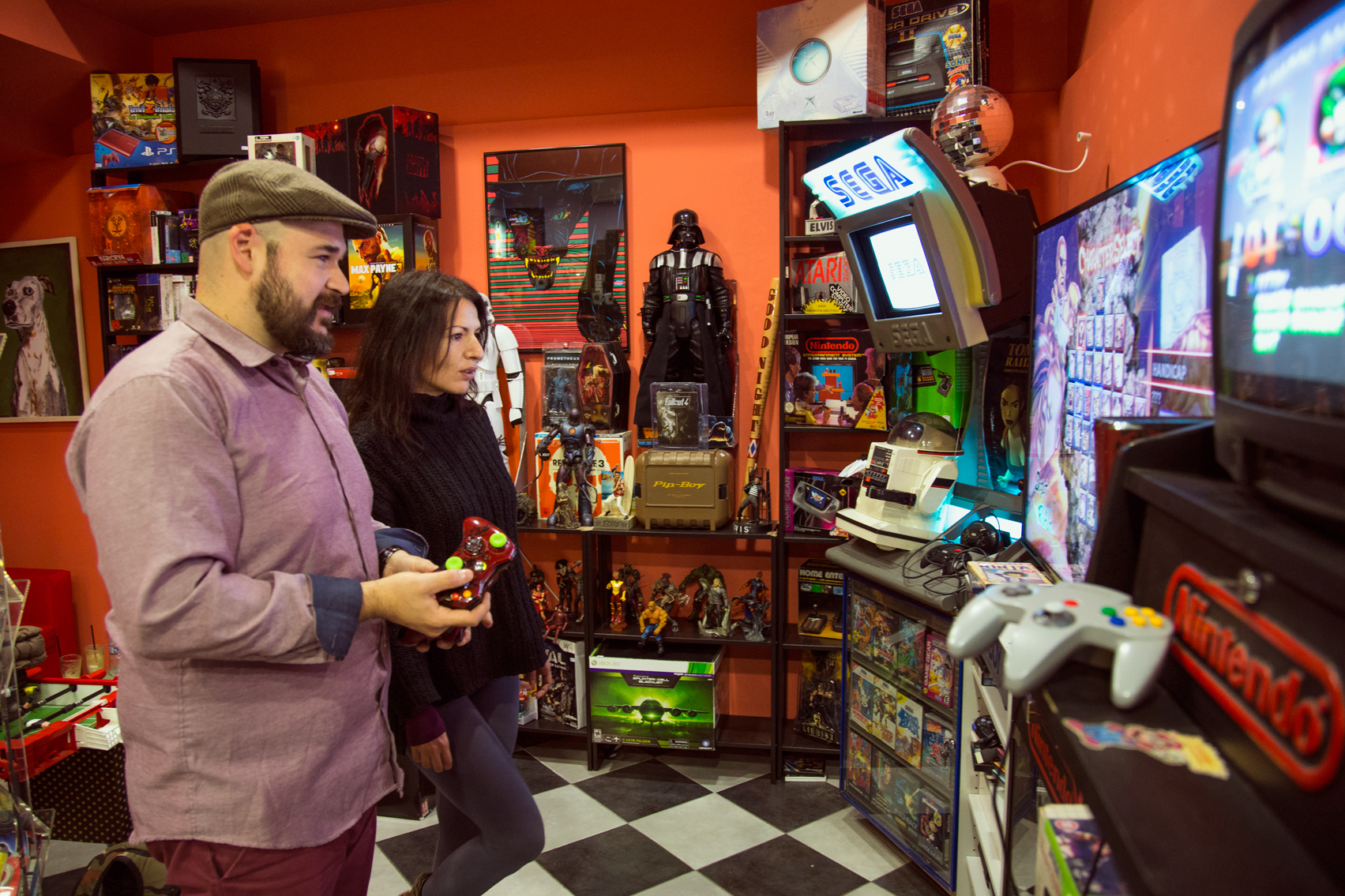 Ο ιδιοκτήτητς του Παιχνοδρόμιου, Αποστόλης παραδίδει μαθήματα gaming