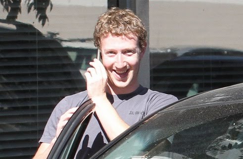 facebook-ceo-mark-zuckerberg-drives-an-acura-tsx-2
