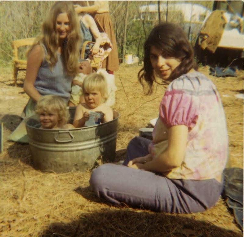 America’s 1970s Hippie Communes (18)