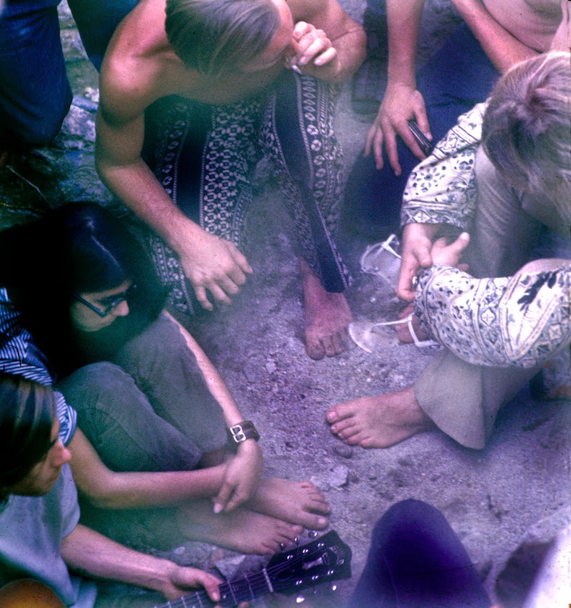 America’s 1970s Hippie Communes (8)