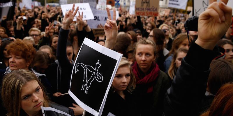 800x400-poland-czerny-protest-abortion-ban