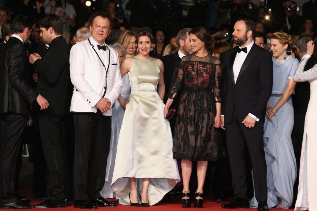 john-c-reilly-yorgos-lanthimos-angeliki-papoulia-lea-seydoux-and-ariane-labed-at-the-lobster-2015